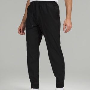 Lululemon ABC Jogger Shorter Length *Warpstream